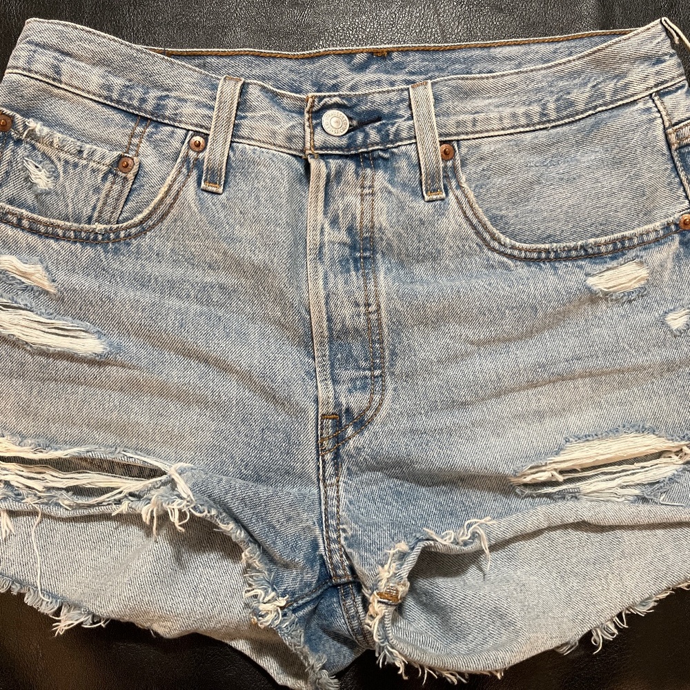 Levi’s shorts